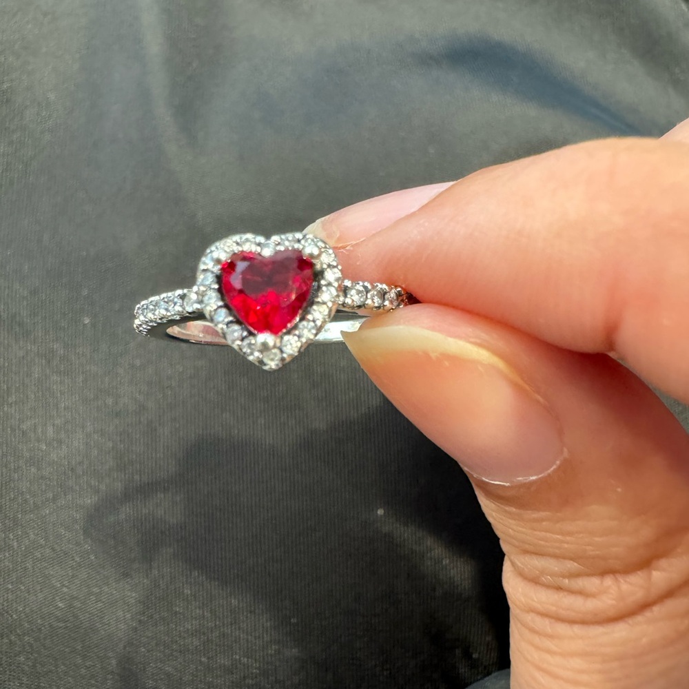 Heart shape ring